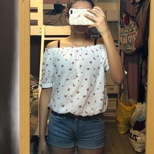 Off the shoulders top